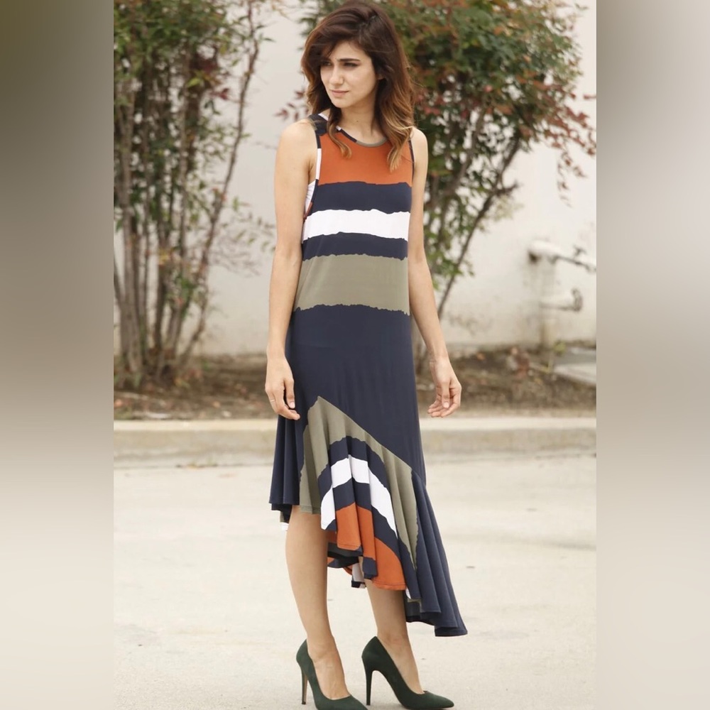 ELOGES Navy Asymmetric Sleeveless Classic MIDI Dress Size M Spain